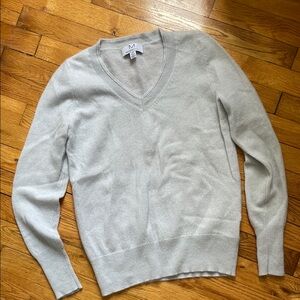 Light Blue/Gray V-Neck Cashmere Sweater
